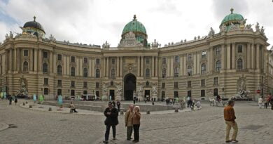 hofburg imperial palace, vienna, austria-101476.jpg